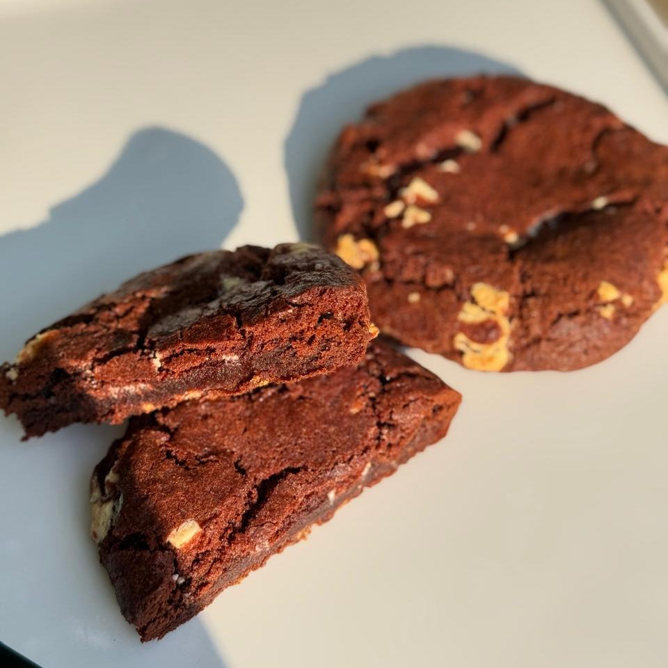 Red Velvet Cookie